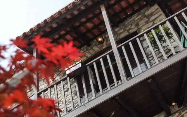 Antique Luxury Suite 65sq.m.