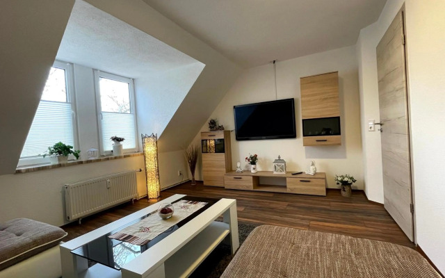 ViLLA LiNDENECK FRANKE