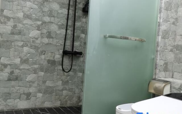 Seek Paradise · Shitang Hostel