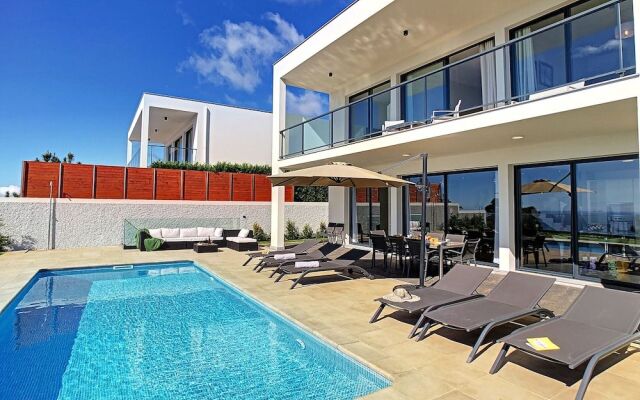 Villa Relaxing View by MHM