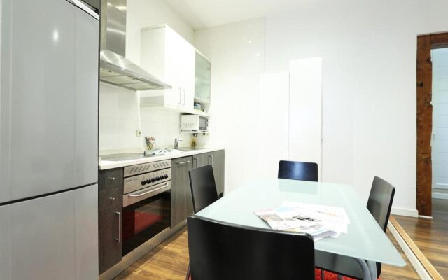 Apartamentos MLR Paseo del Prado