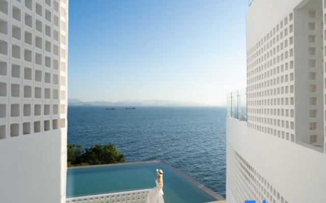 Secret Field · Shenzhen Kamakura Maze Reef Sea View Hotel