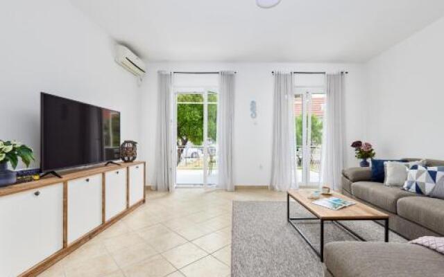 Waikiki Beach House