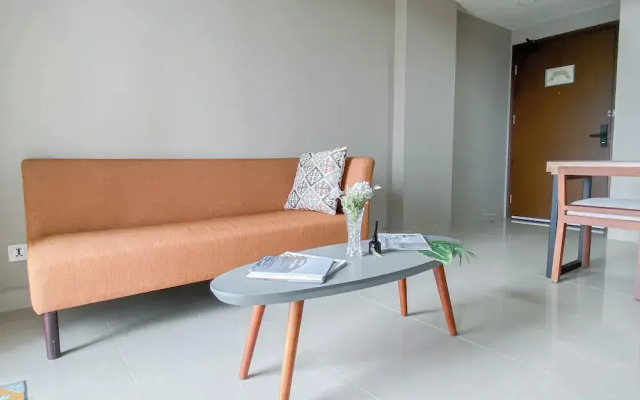 Minimalist 1Br Apartment At Mustika Golf Residence