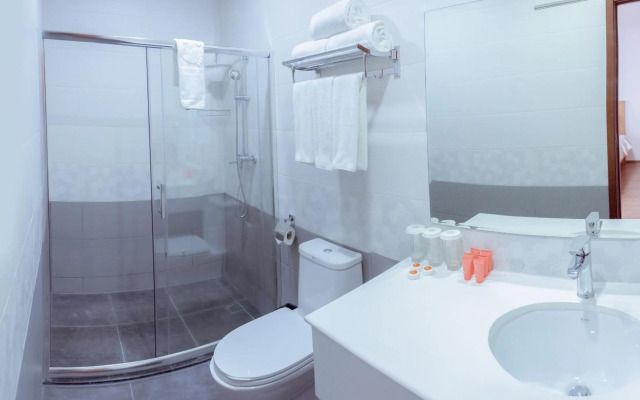 Dormitory Hualing Tbilisi Hotel