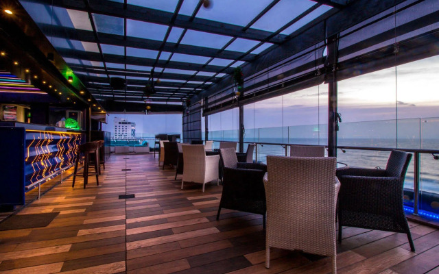 The Ocean Colombo