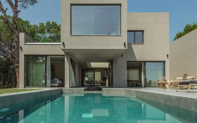 Luxury Villa Mon II Vassilikos