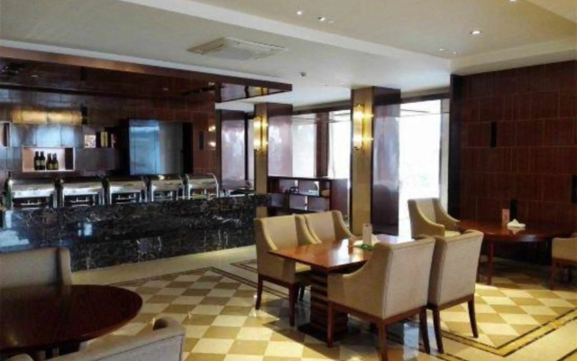 Merlinwan Traders Hotel