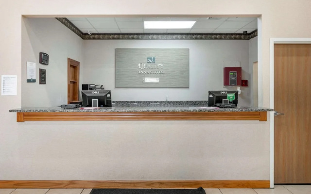 Sleep Inn & Suites