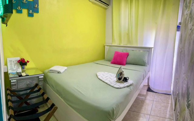 The Jazmine's Apartments