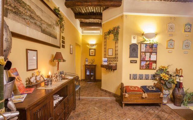 Double Triple Room in Naples City Center