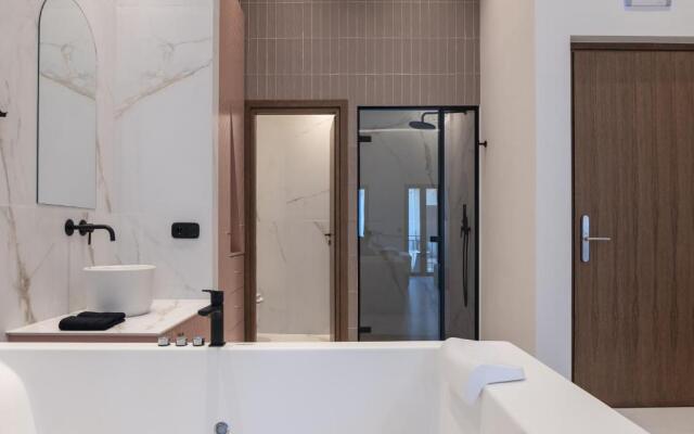 Omma Suites