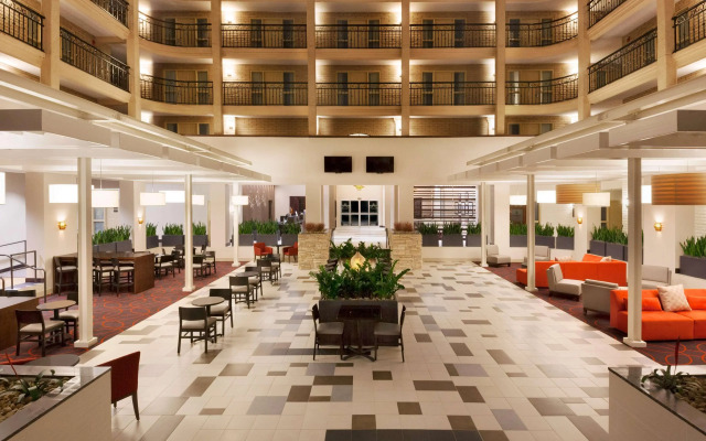 Embassy Suites Hotel Baton Rouge