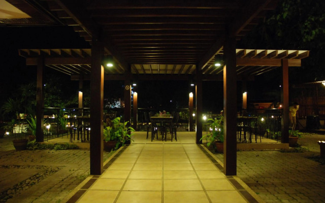 Hotel Tropika