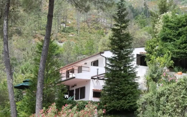 ALTIDO Gerês Mountain Lake Views