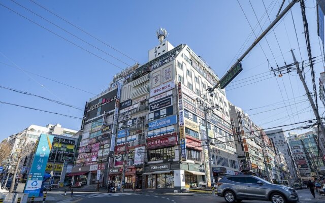 Changwon Sangnamdong Hotel Baba