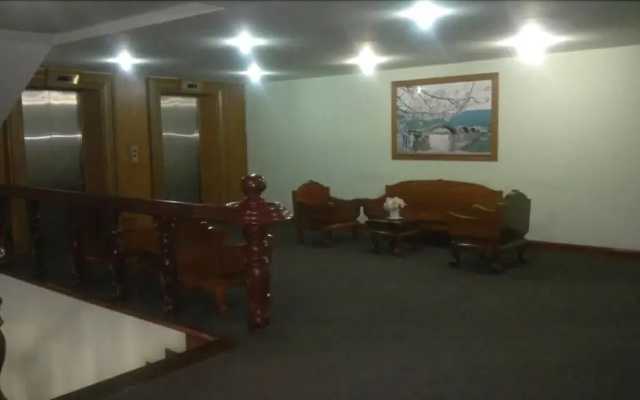 PathumThani Place Hotel