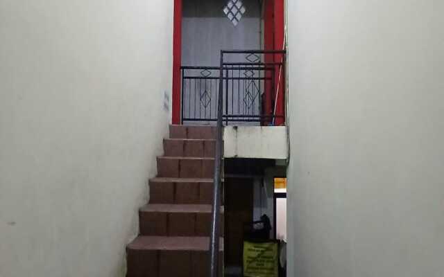 OYO 93861 Adinda Guest House Syariah