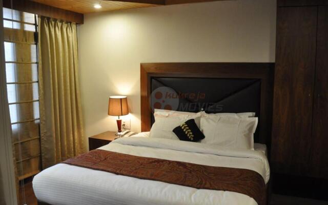 Hotel Shiwalik Regency
