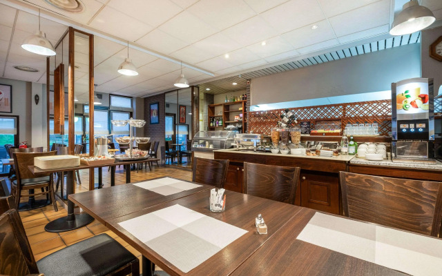 Hôtel des Arcades de Cachan Grand Paris Sud