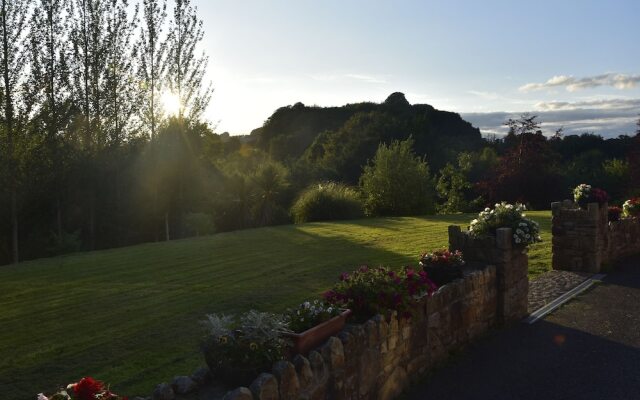 White Hill Country House