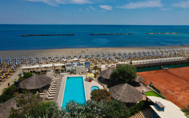Grand Hotel Azzurra Club Lido Adriano