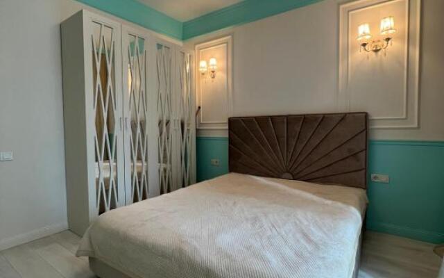 Zhk 4 You Business 5