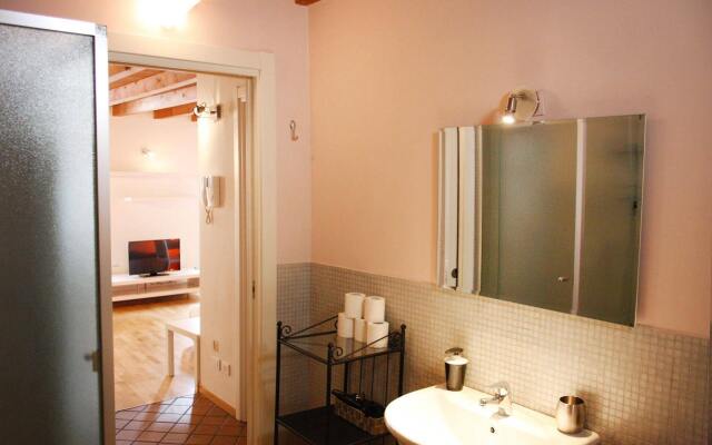 Apartment via Maironi da Ponte