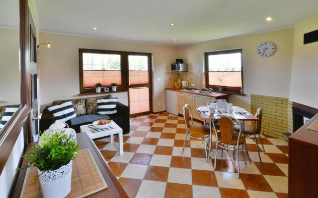 Holiday Homes, Gleznowko