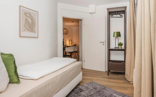 B49 - City & Messe Apartment