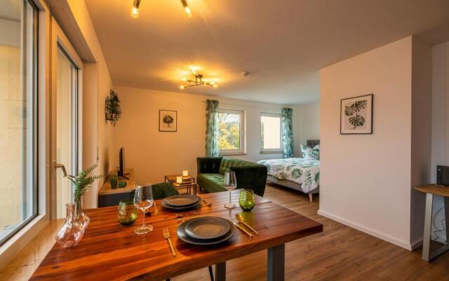 Exklusiv & Zentral: 1-Zi. Apartment mit Balkon Stellplatz