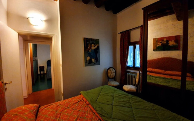 Villa Foscolo  Luxury Rooms & Apartments