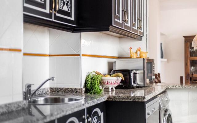 Sea View Puerto Banús Apt Sauna + Parking - Rdr165