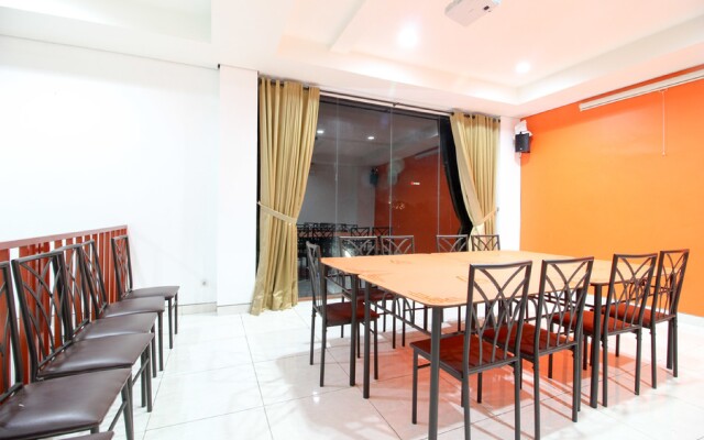 RedDoorz Plus @ Affandi Gejayan
