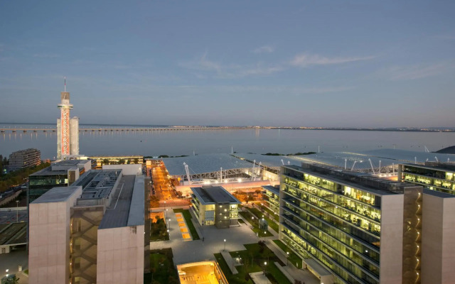 Panoramic Living