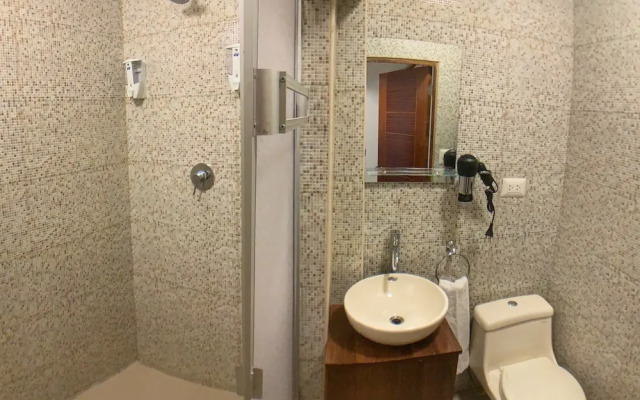Del Niño Apartments