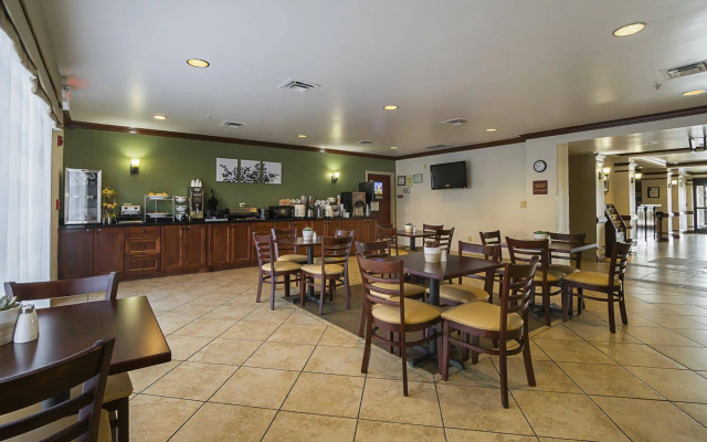 Sleep Inn And Suites Manchester