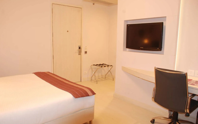 Sarovar Portico Naraina Delhi