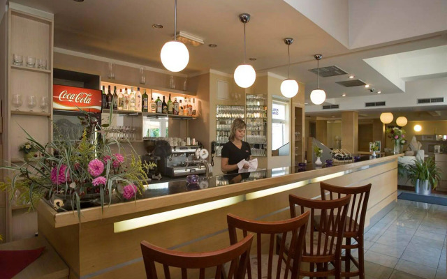 EA Hotel Populus