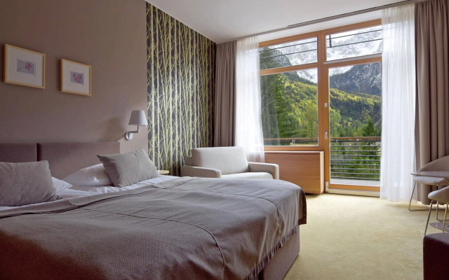 Spik Alpine Wellness Resort