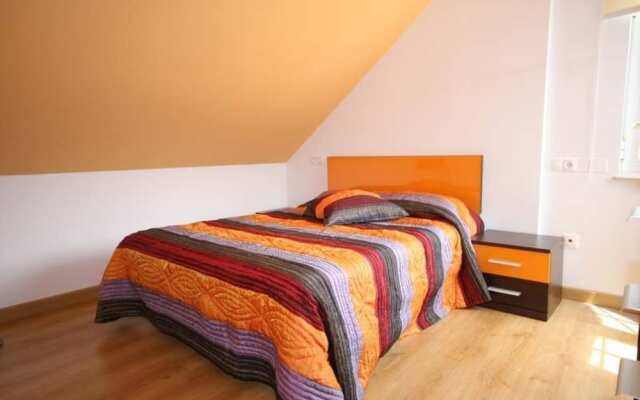 House - 3 Bedrooms with Sea views - 101983