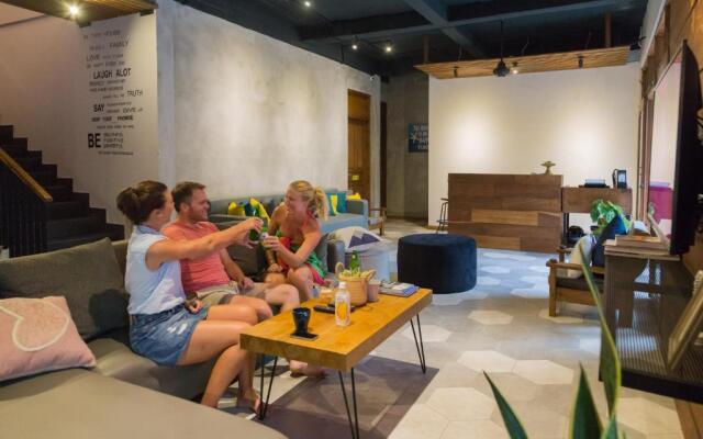 Interconnection Hostel