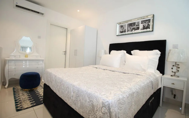 Embassy Gardens - One Bed