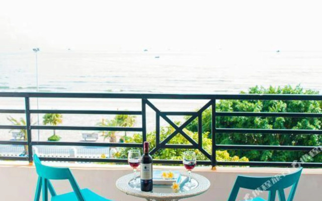 Beihai Seaview Caiyun Hotel (Qiaogang Beach Qiaogang Fengqing Street)