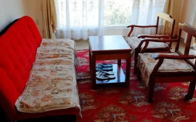 YK Home Luxury Villa