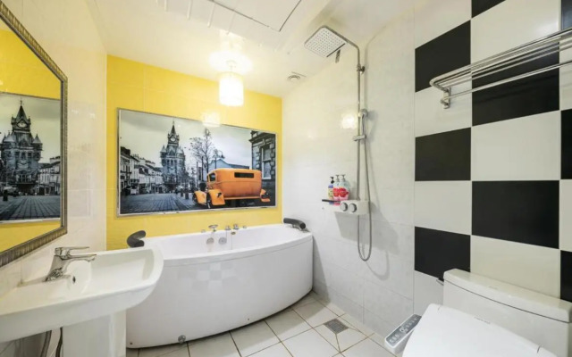 Zara Hotel Peace Square