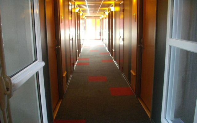 ibis Issoire