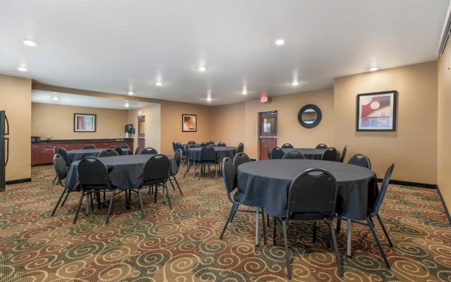 Red Roof Inn Charlestown