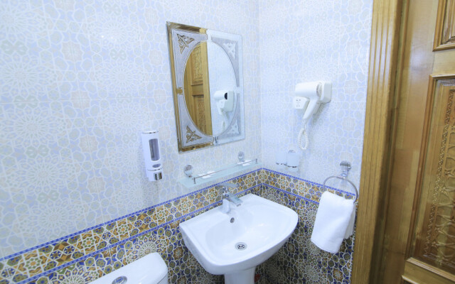 Hadijam Hotel