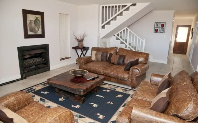 Villa 2